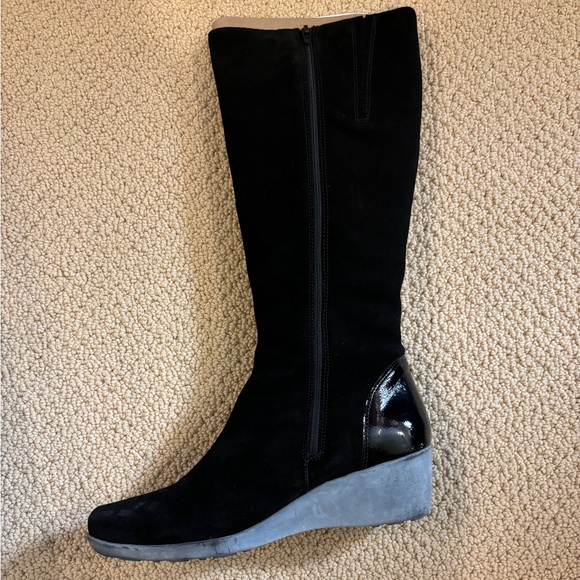 La Canadienne black suede knee high wedge heel boots size 9 NEVER WORN - Picture 2 of 5